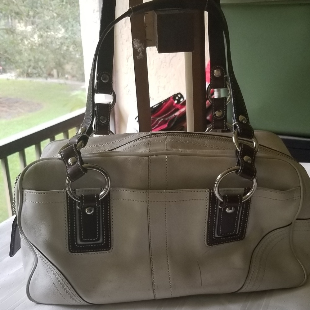 *PRE LOVED* Coach White/Brown Leather Satchel Bag